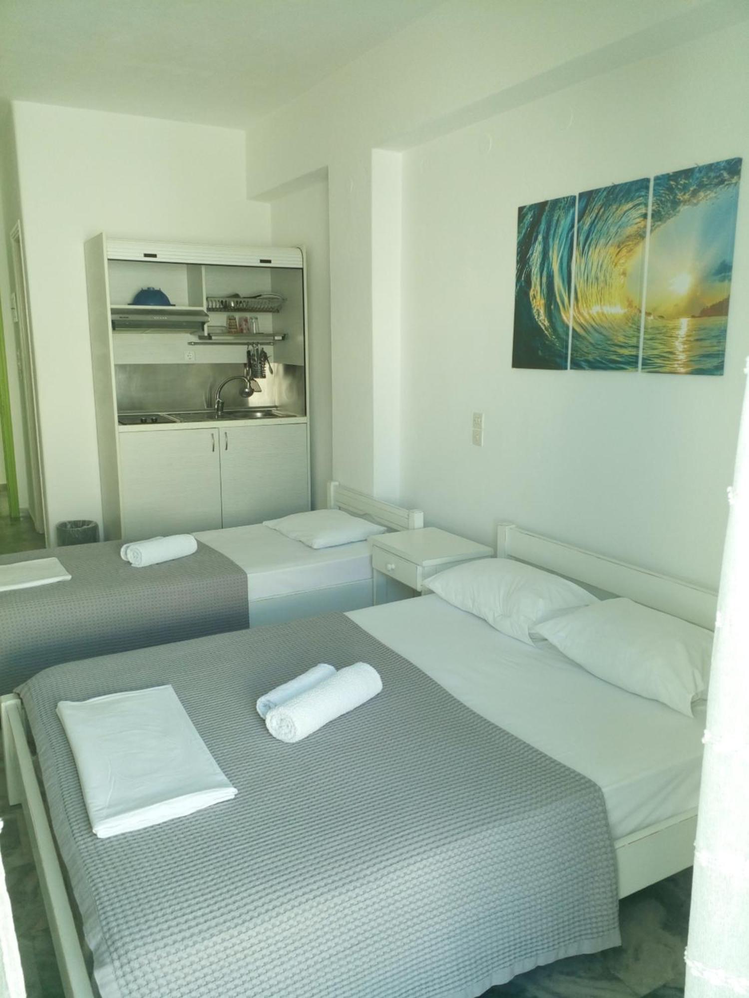 Hostel Frangiscos Páros Zewnętrze zdjęcie