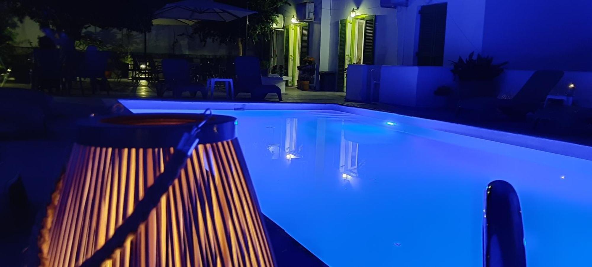 Hostel Frangiscos Páros Zewnętrze zdjęcie