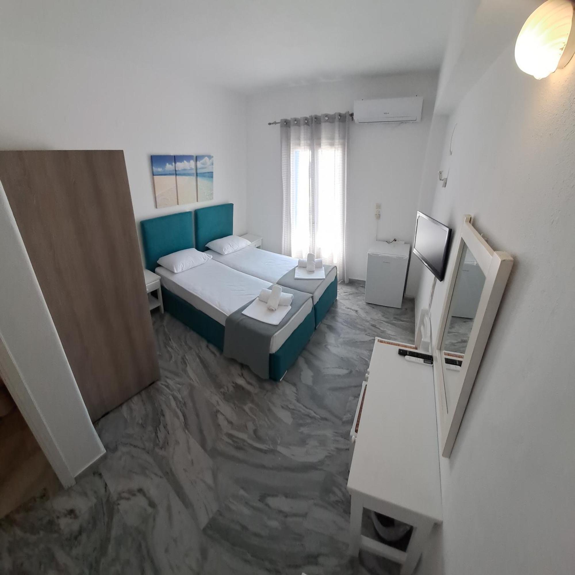 Hostel Frangiscos Páros Zewnętrze zdjęcie